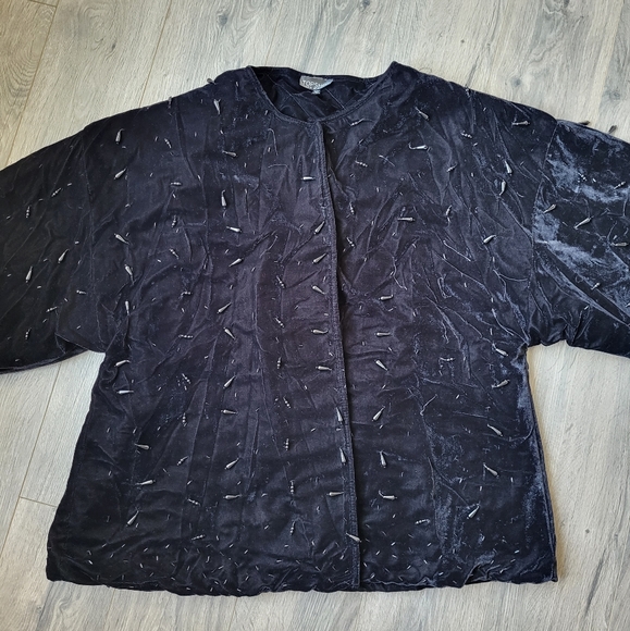 Topshop Velvet Beaded Padded Short Kimono Black {US size 10} - Picture 3 of 16